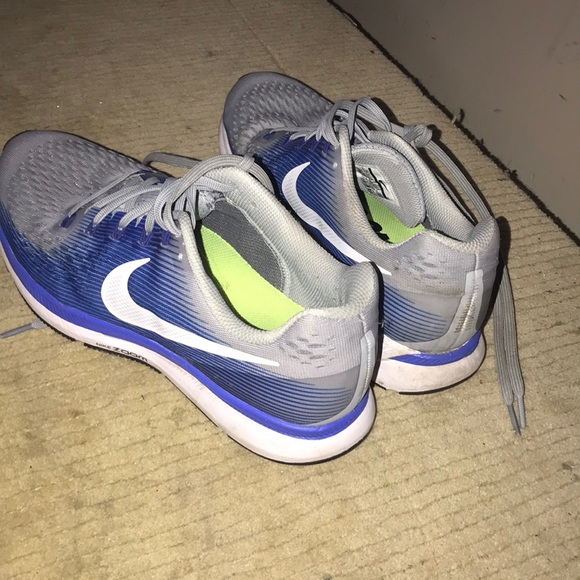 Nike’s shoes - Picture 2 of 4